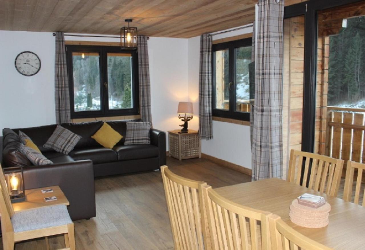 Just Morzine - Chalet Luna ภายนอก รูปภาพ